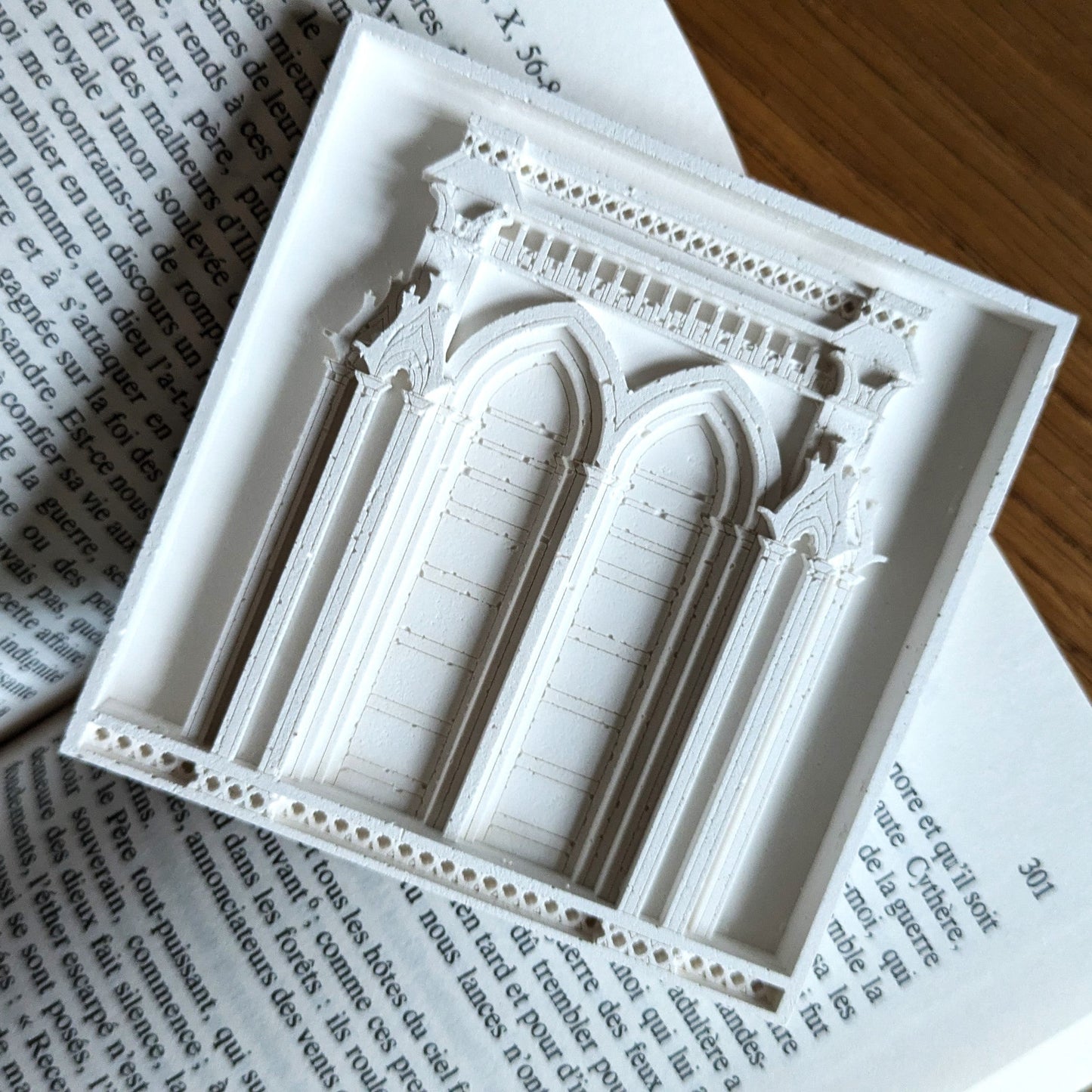 Tour carrée - Notre-Dame de Paris Relief_EOS