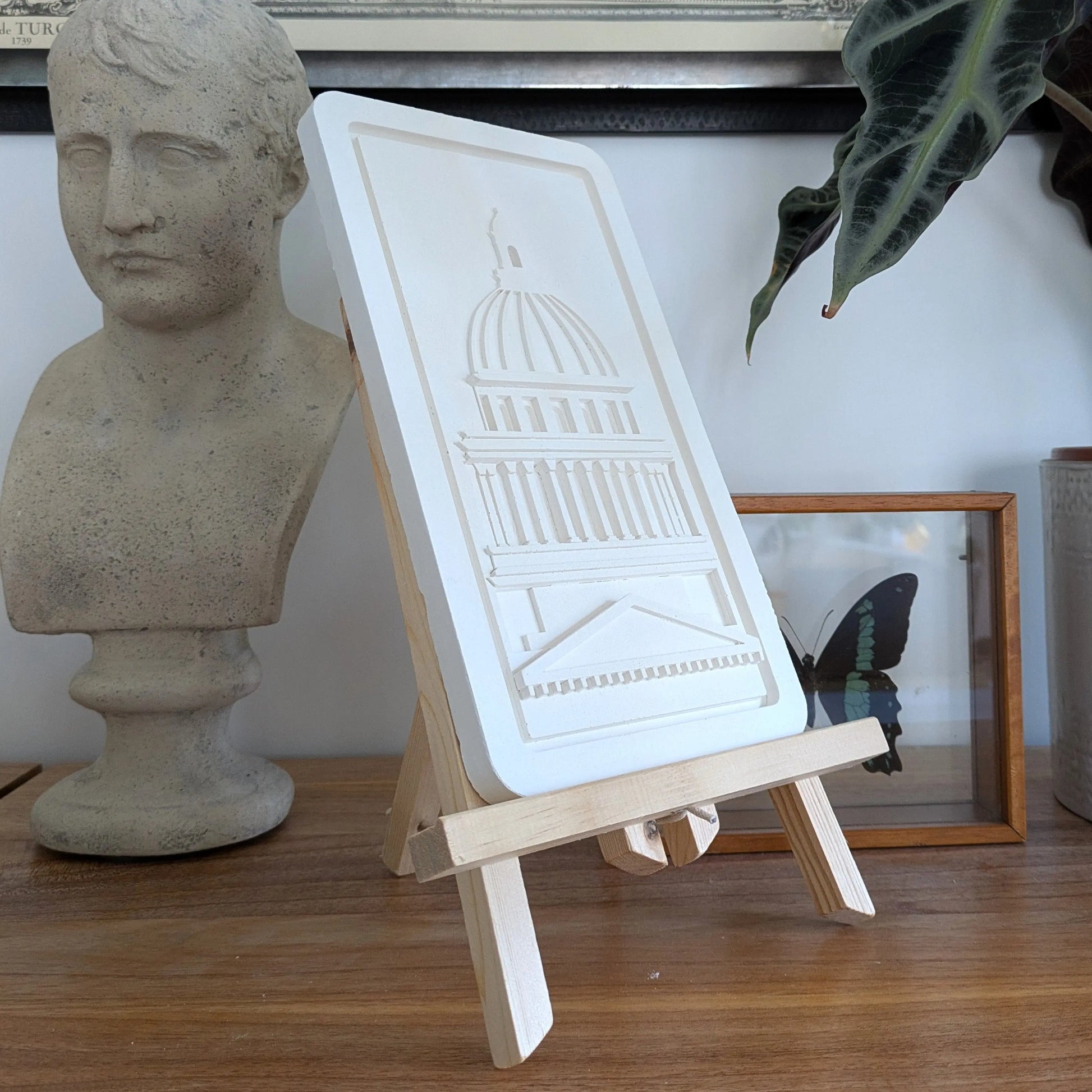 Ensemble bas relief + chevalet du Panthéon de Paris Ma boutique