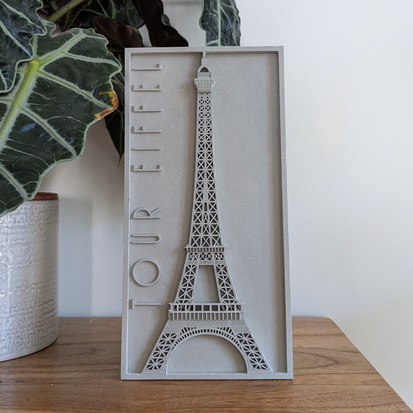 Tour Eiffel Relief_EOS