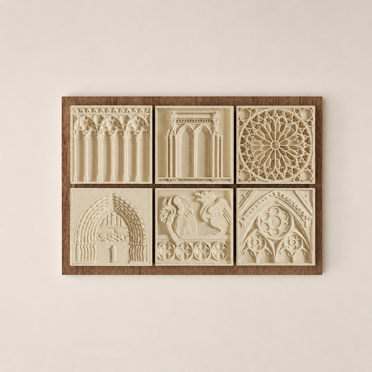 Tableau sextuor Notre-Dame de Paris avec six bas-reliefs dans un cadre en palissandre, fait main à Paris accroché de manière horizontale, tel un panorama de Paris.